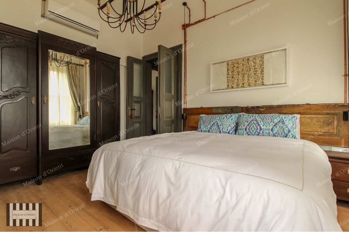 150 sqm Historical Flat with View for Rent