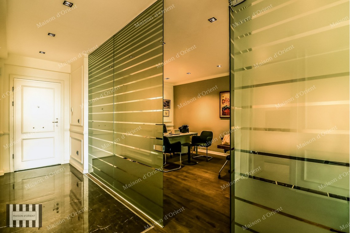 160sqm Office with Balcony for Rent on Istiklal Street