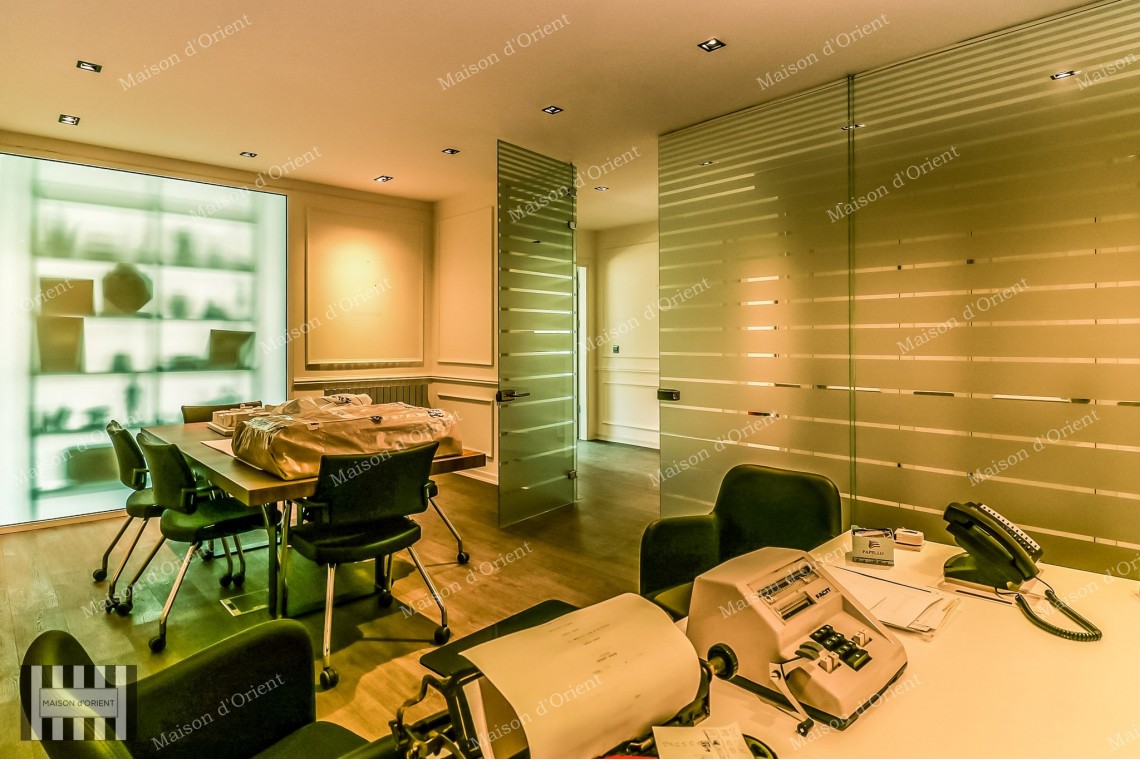 160sqm Office with Balcony for Rent on Istiklal Street
