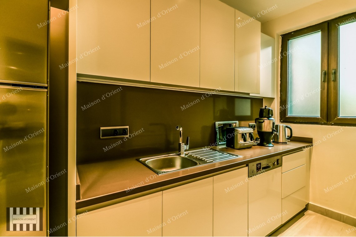 160sqm Office with Balcony for Rent on Istiklal Street