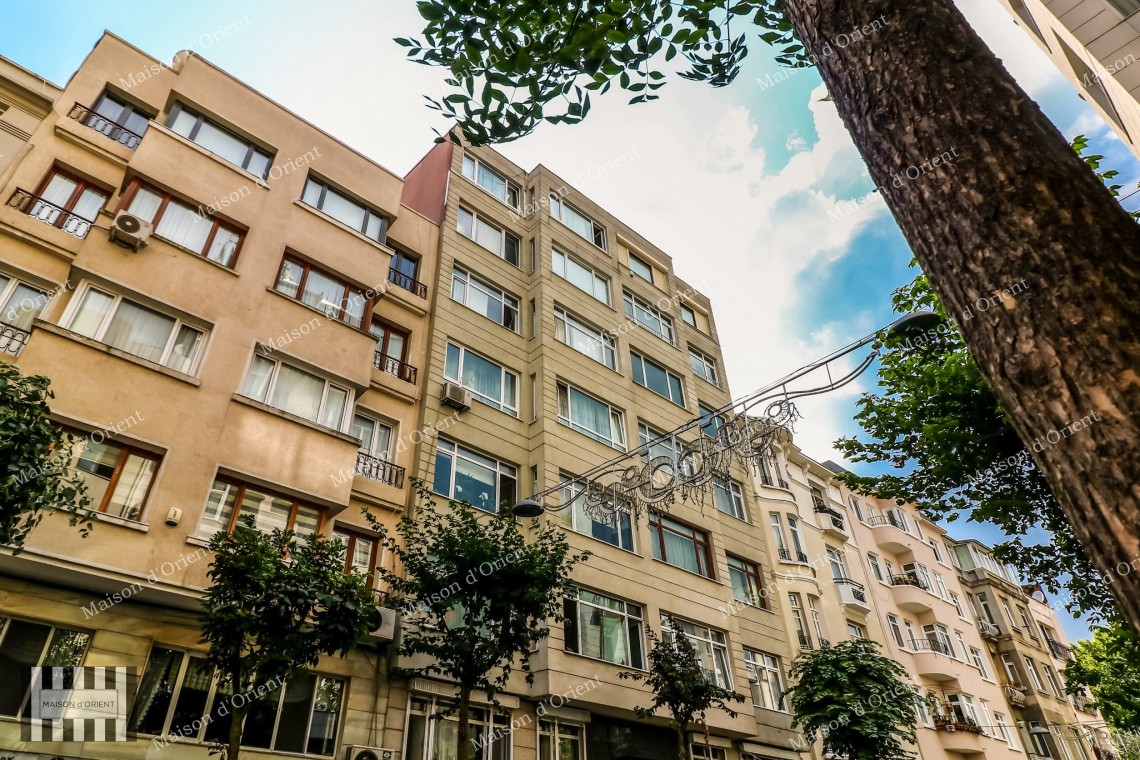 160sqm Flat with View for Sale in Cihangir