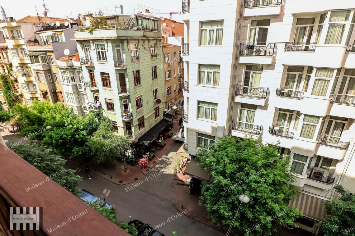 160sqm Flat with View for Sale in Cihangir