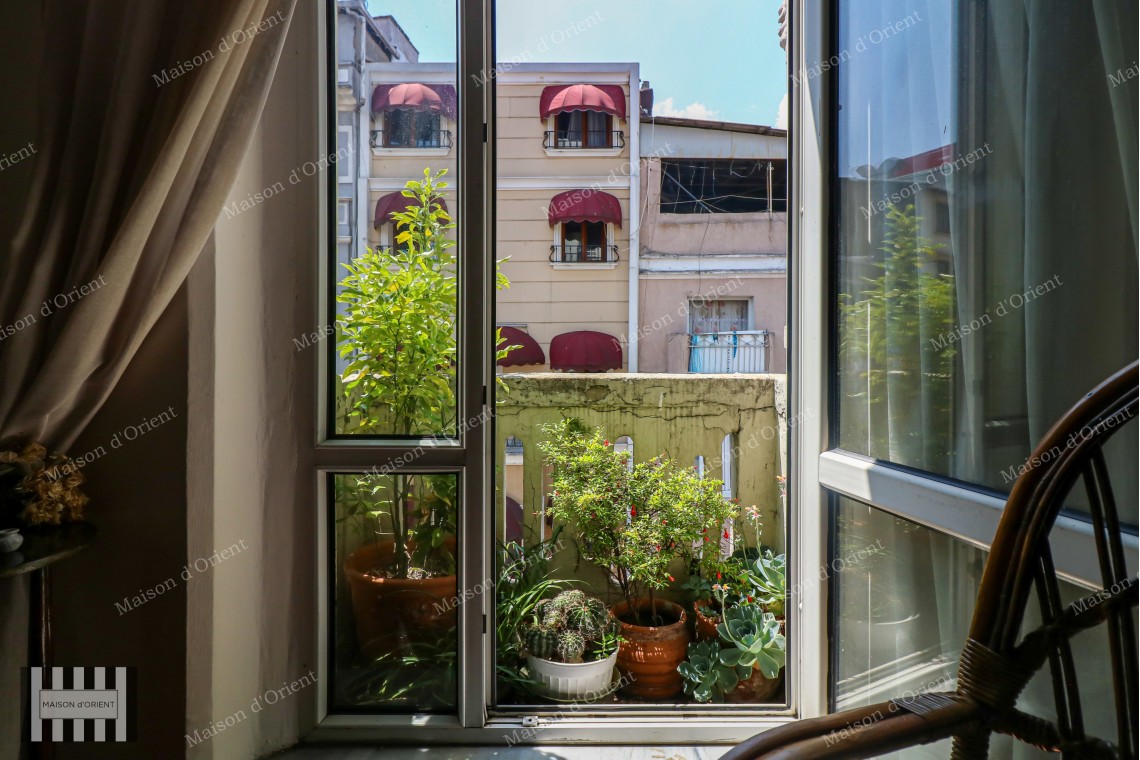 3+1 180sqm Flat for Sale in Taksim Historical Building