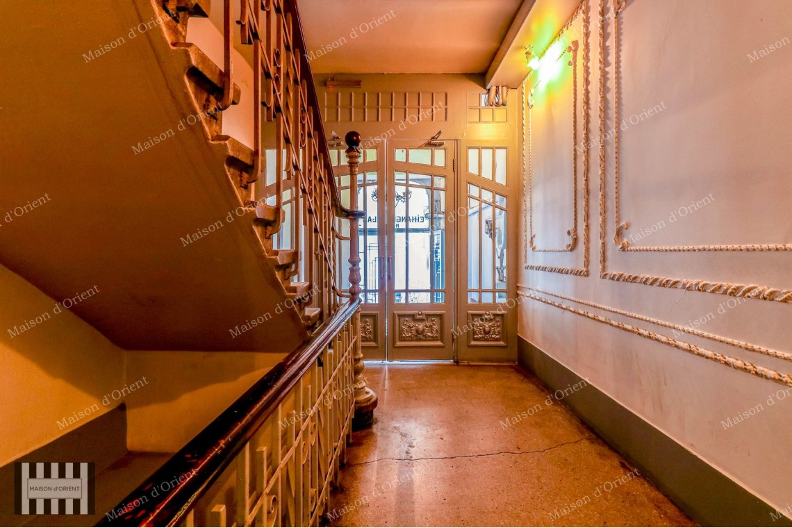 180sqm Office/Flat for Rent in Cihangir