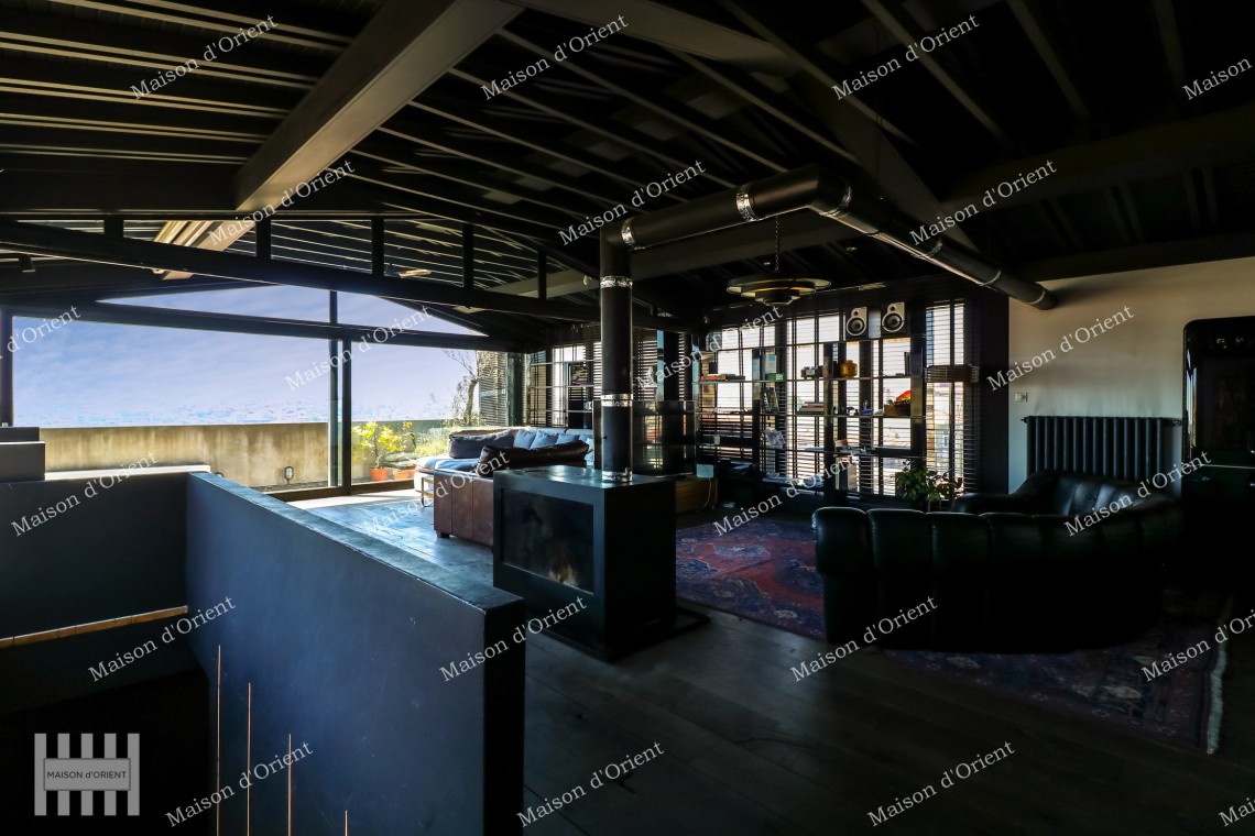 180sqm Penthouse Duplex for Rent in Galata