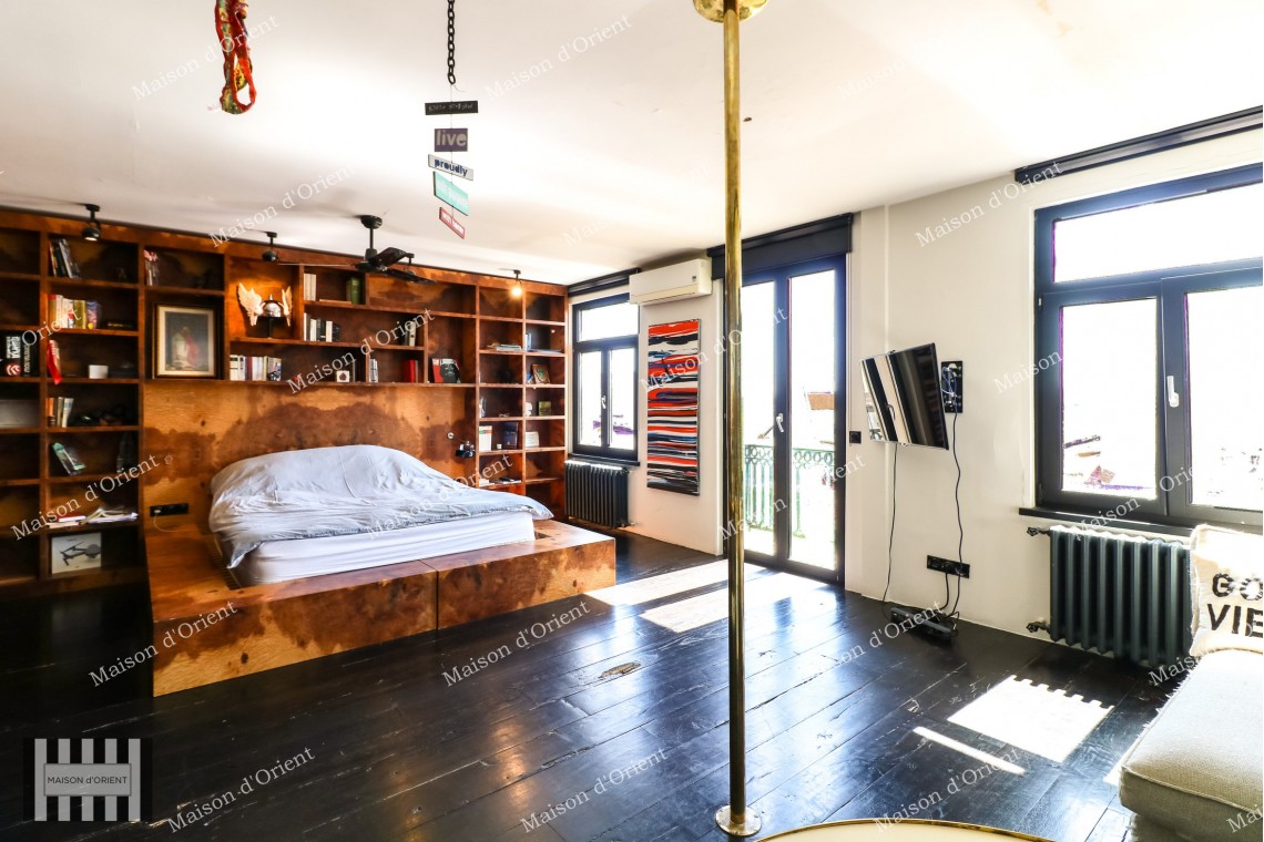 180sqm Penthouse Duplex for Rent in Galata