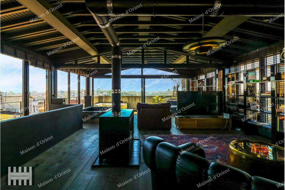 180sqm Penthouse Duplex for Rent in Galata