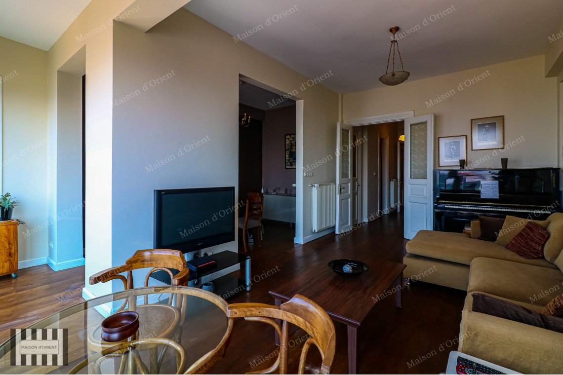 2+1 Furnished Apartment for Rent with Golden Horn View in Pera
