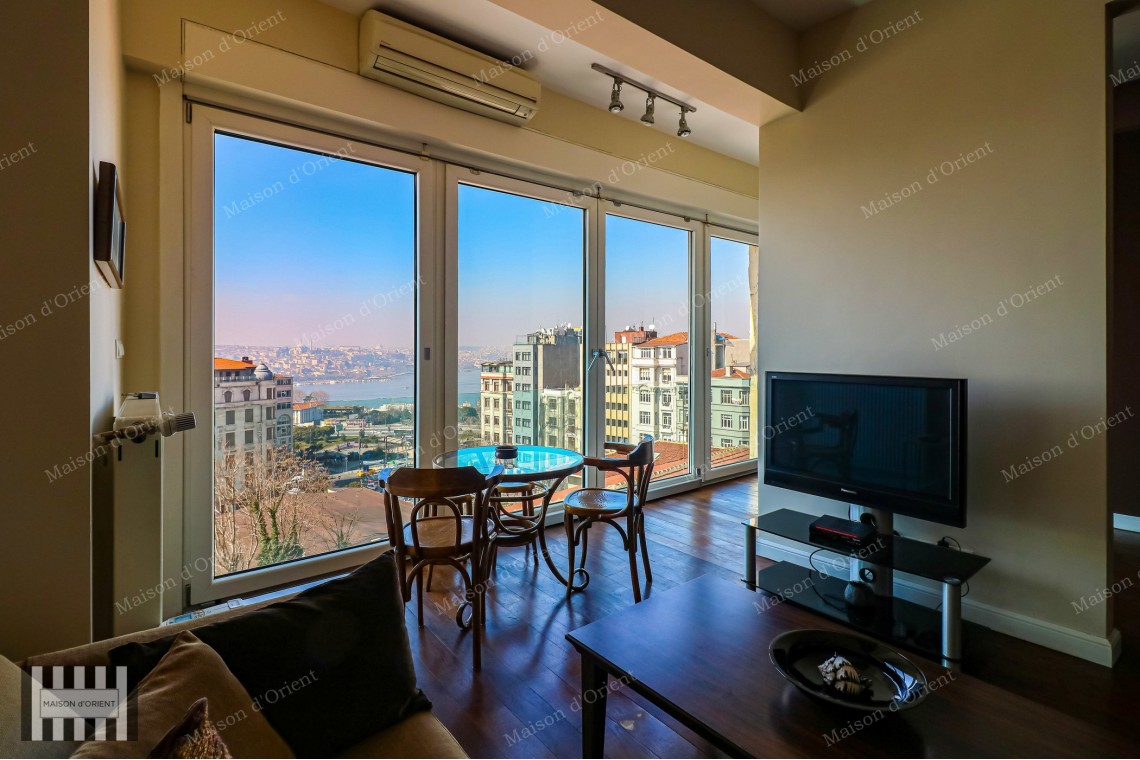 2+1 Furnished Apartment for Rent with Golden Horn View in Pera