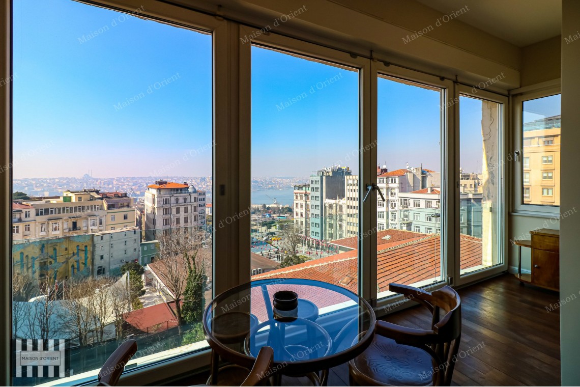 2+1 Furnished Apartment for Rent with Golden Horn View in Pera