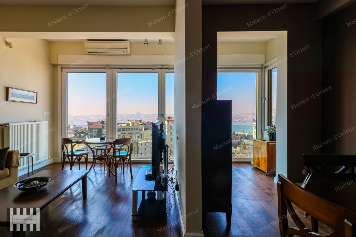 2+1 Furnished Apartment for Rent with Golden Horn View in Pera