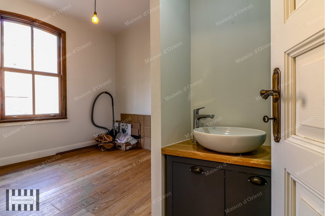 2+1 Flat for Rent in Historical Building in Galata