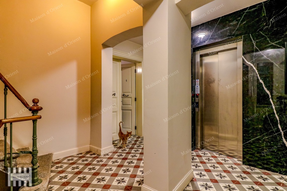 2+1 Flat for Rent in Historical Building in Galata