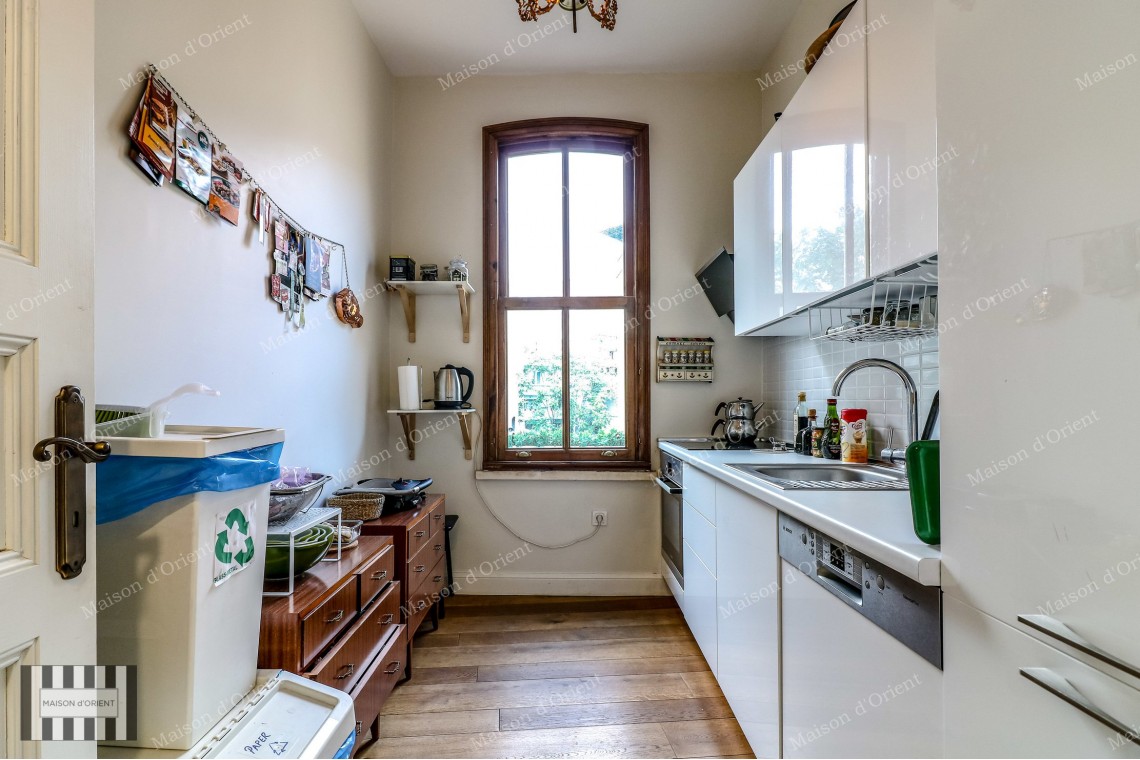 2+1 Flat for Rent in Historical Building in Galata