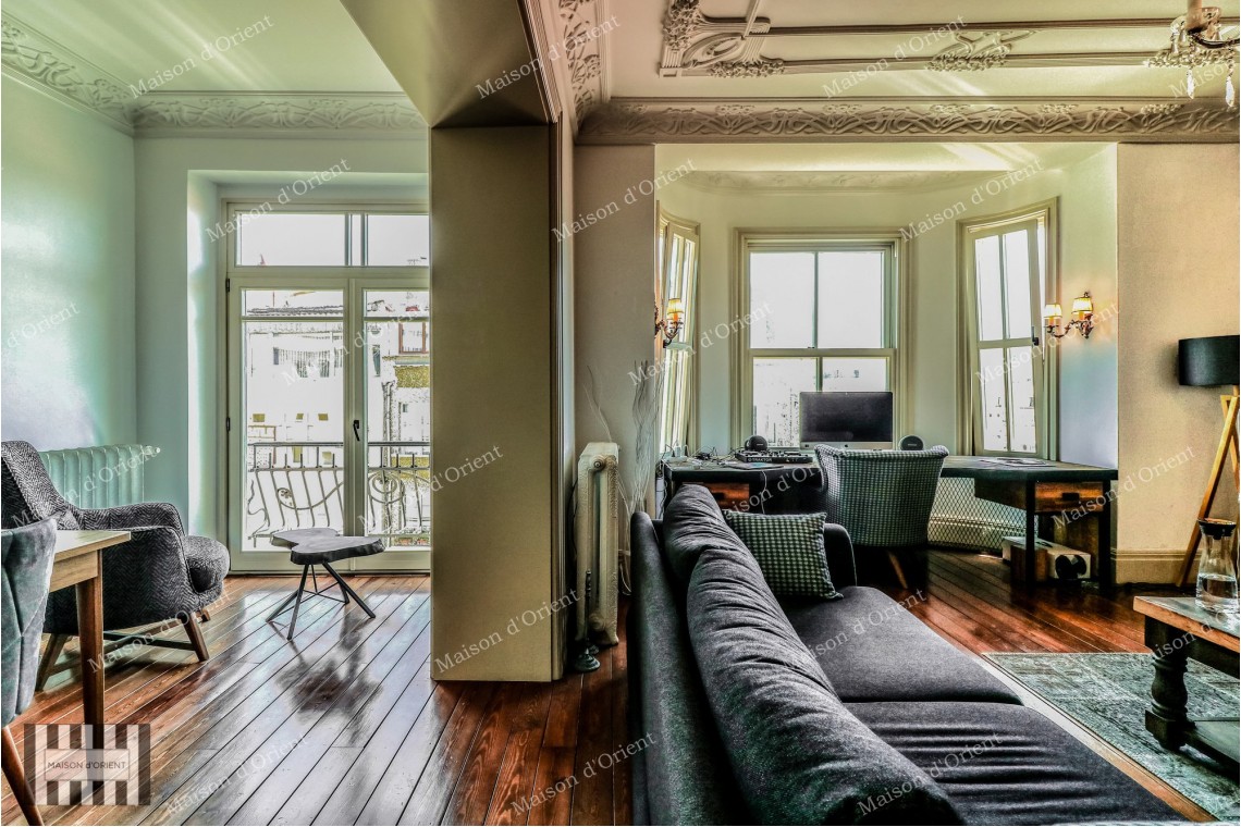 2+1 Flat for Rent in Historical Gravier Building