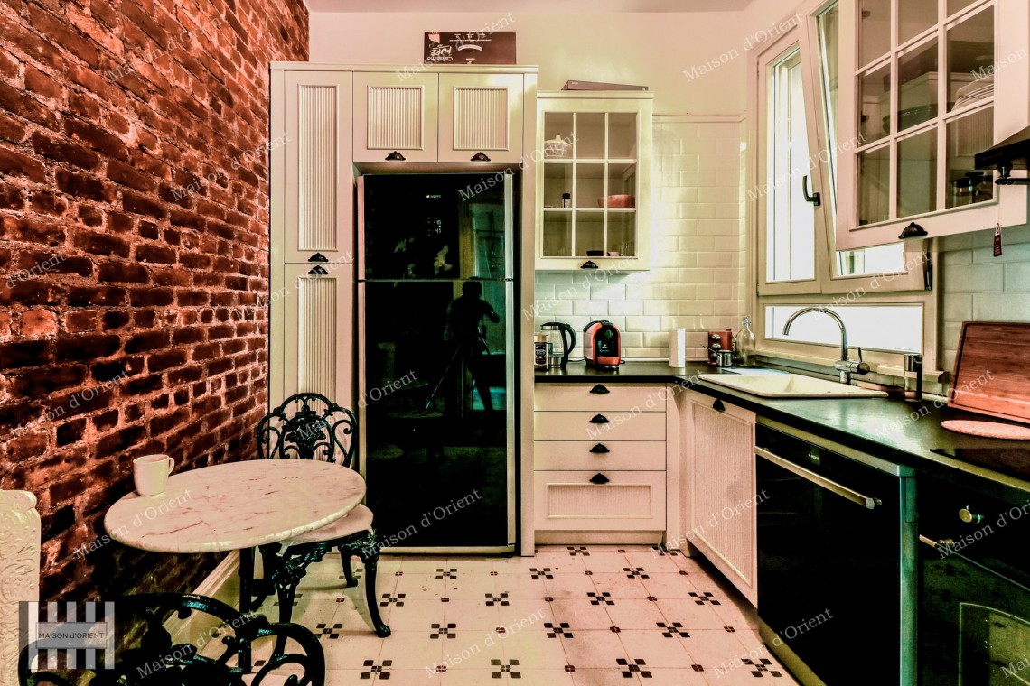 2+1 Flat for Rent in Historical Gravier Building