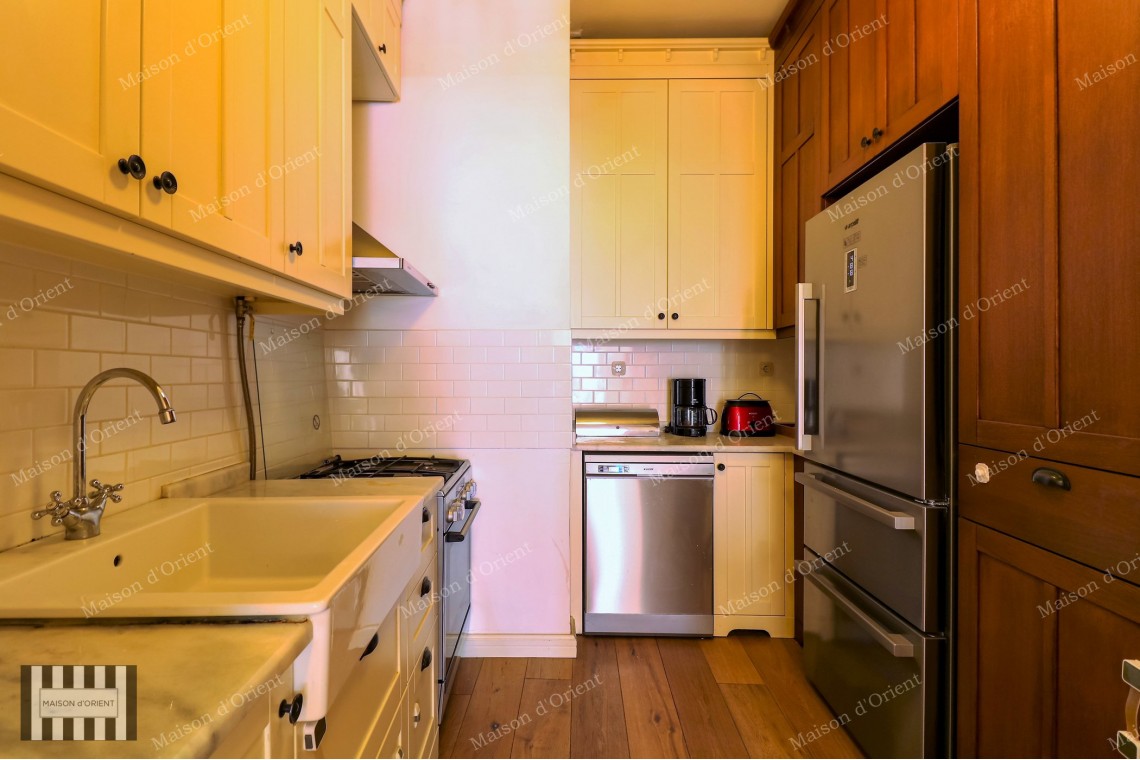  2+1 Flat with View in Historical Building in Galata