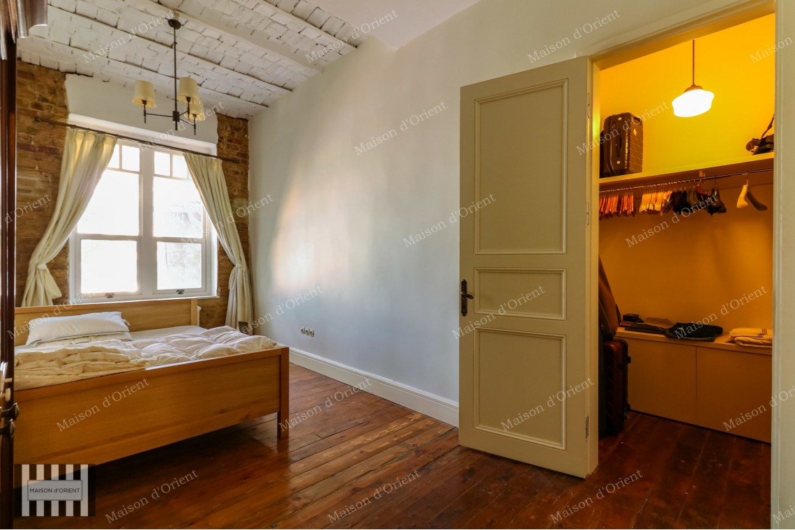 2+1 Flat with View in Historical Building in Galata