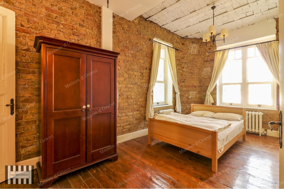  2+1 Flat with View in Historical Building in Galata