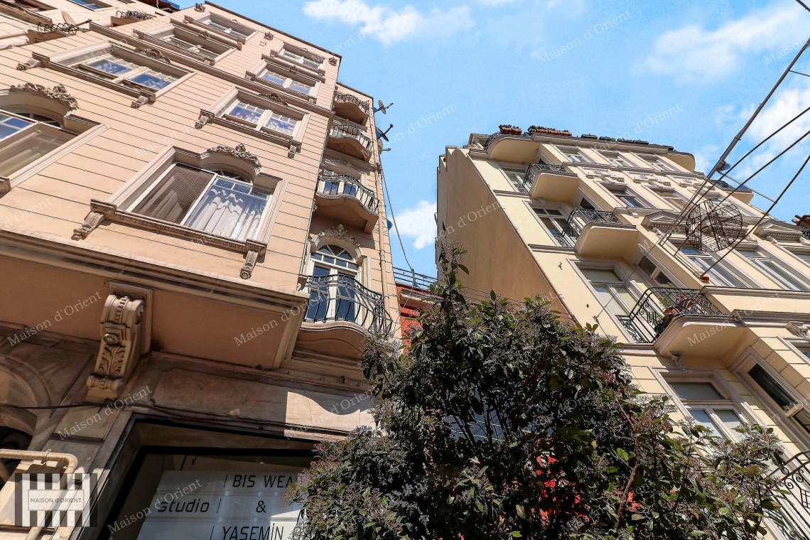  2+1 Flat with View in Historical Building in Galata