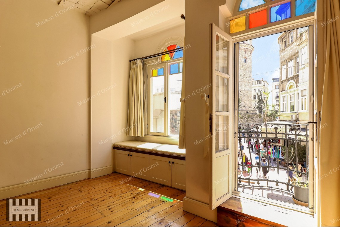  2+1 Flat with View in Historical Building in Galata