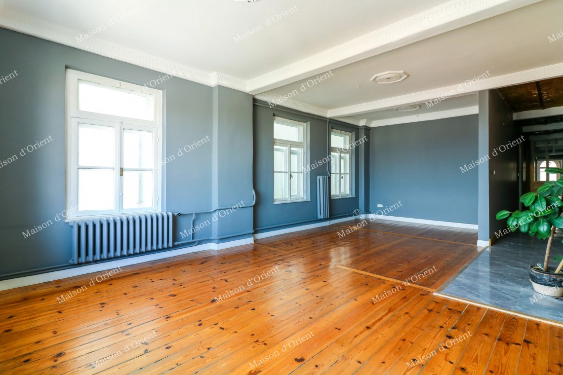 200sqm Flat with Bosphorus View for Sale on Istiklal Street