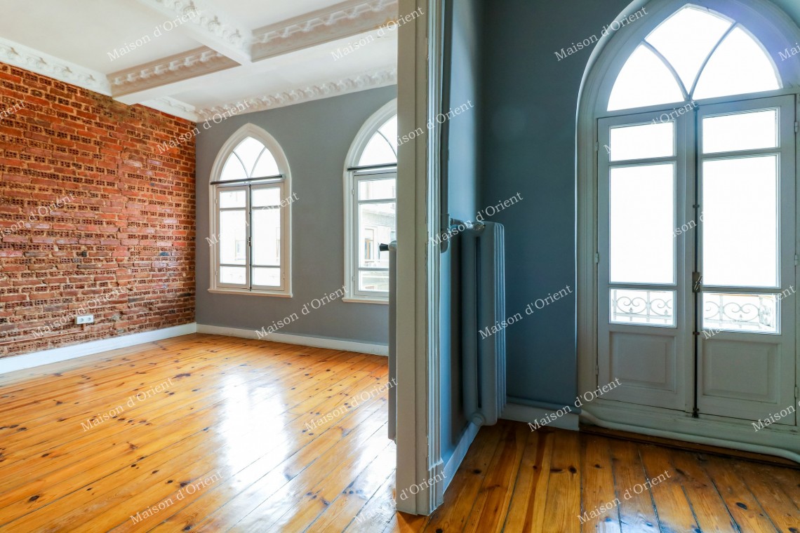 200sqm Flat with Bosphorus View for Sale on Istiklal Street