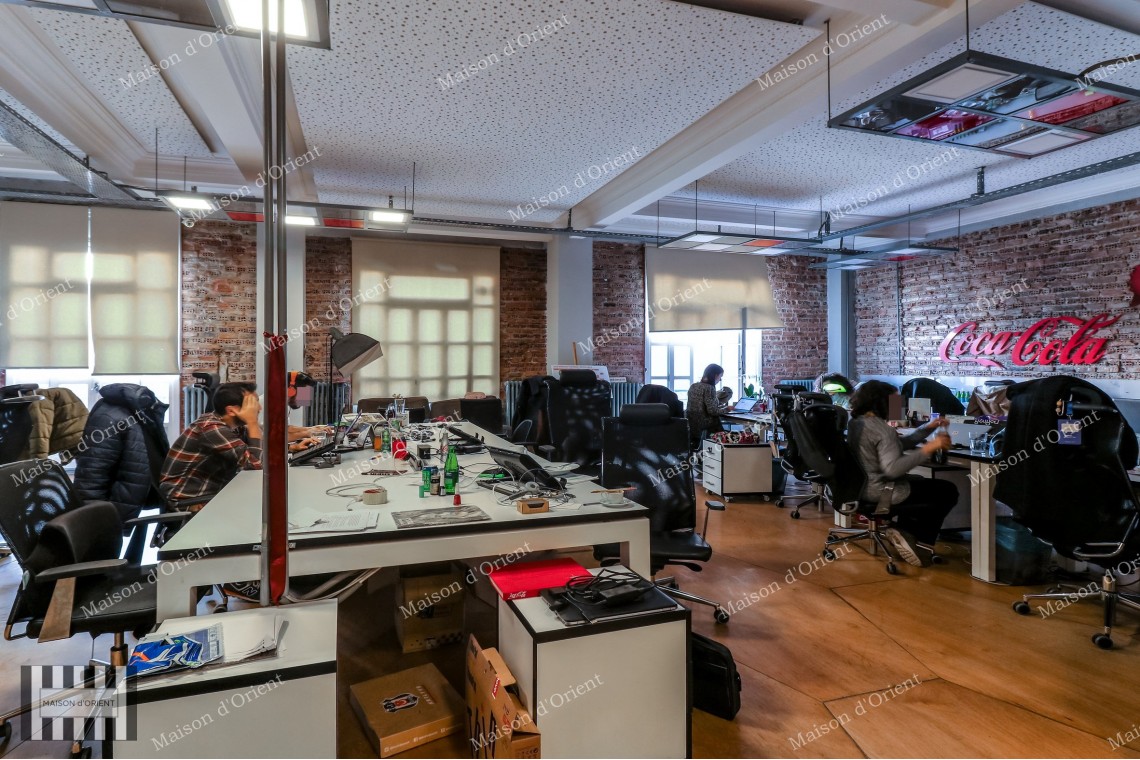 200sqm Office for Rent in Misir Apartment
