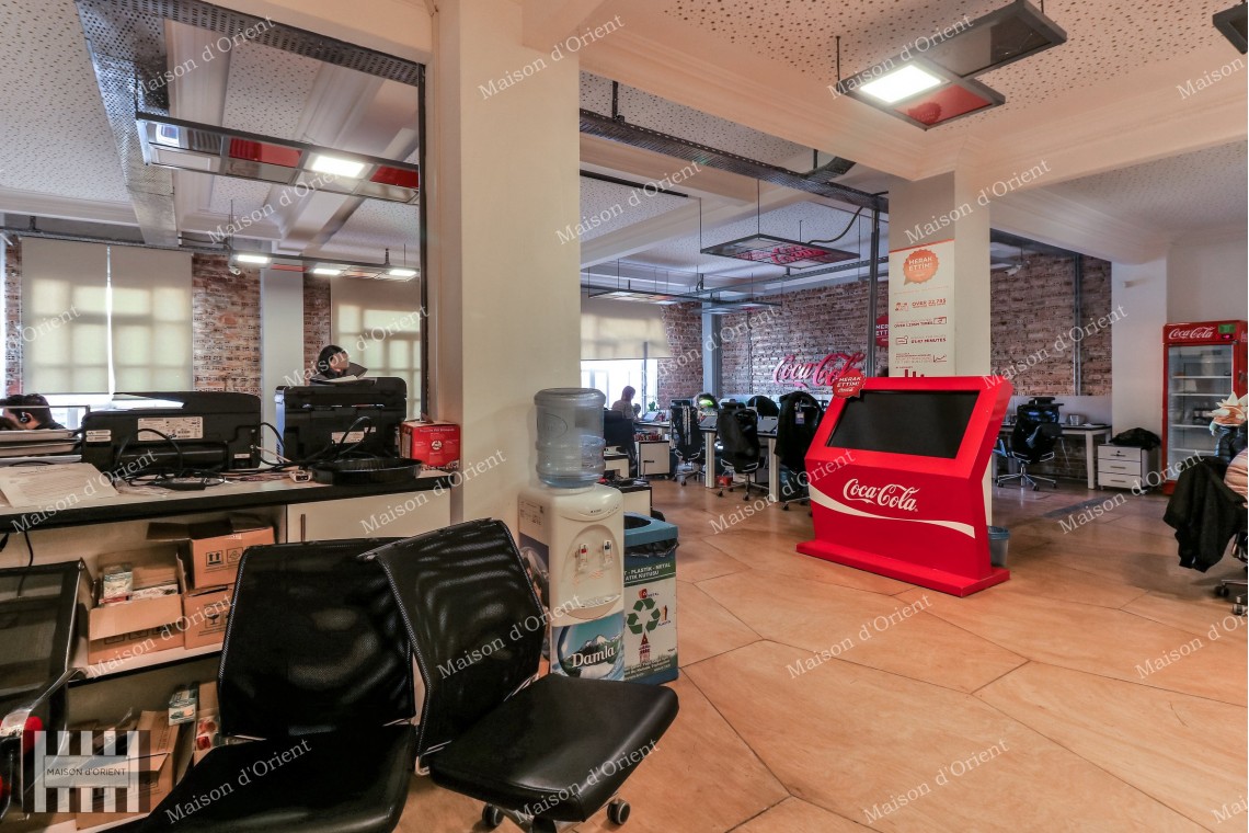 200sqm Office for Rent in Misir Apartment