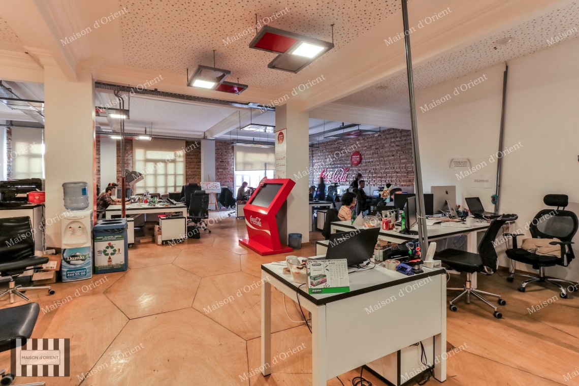 200sqm Office for Rent in Misir Apartment