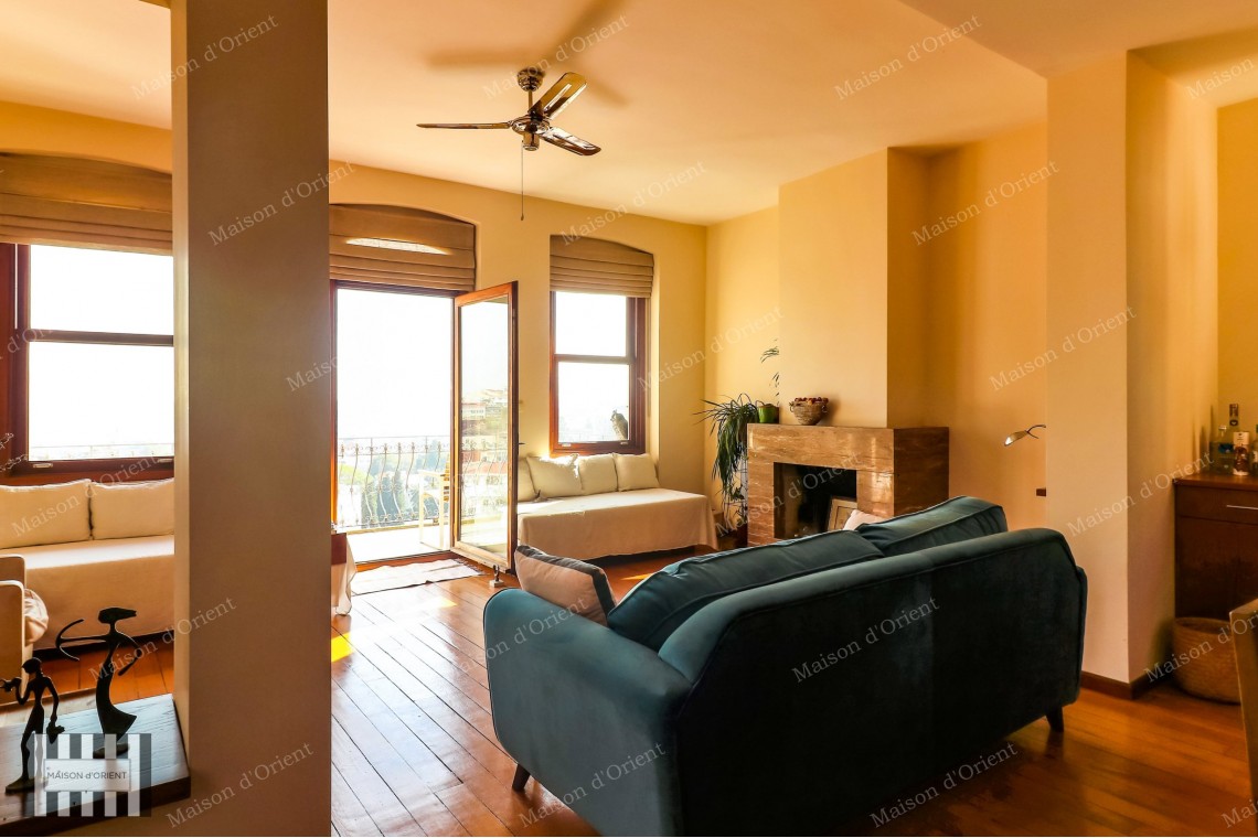 220sqm Historical Flat for Sale in Galatasaray