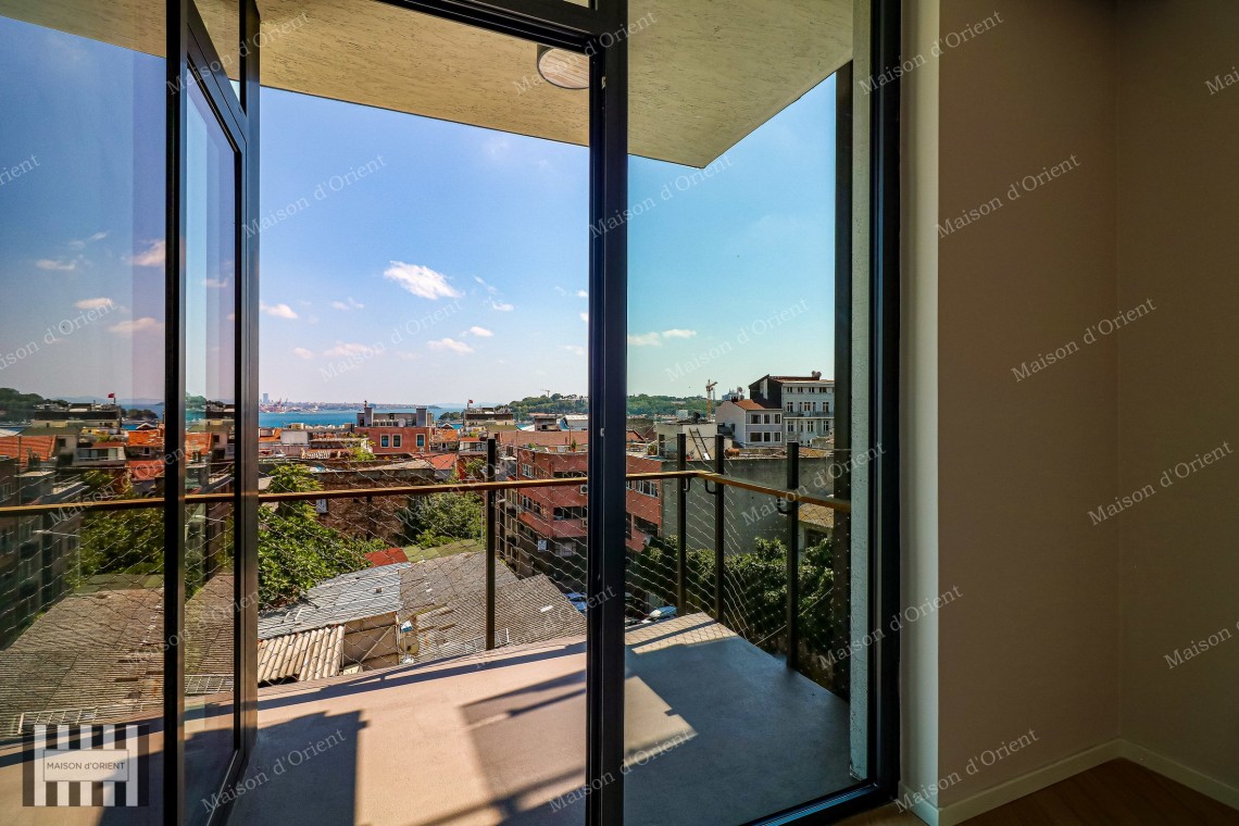 2+1 Flat for Sale in New Project with Balcony and View, Galata