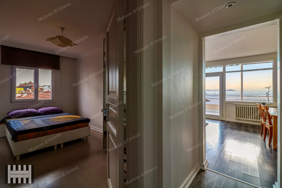 2+1 Flat for Rent with Terrace and Bosphorus View in Cihangir