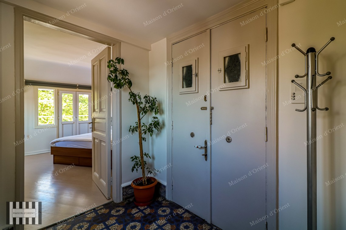 2+1 Flat for Rent with Terrace and Bosphorus View in Cihangir