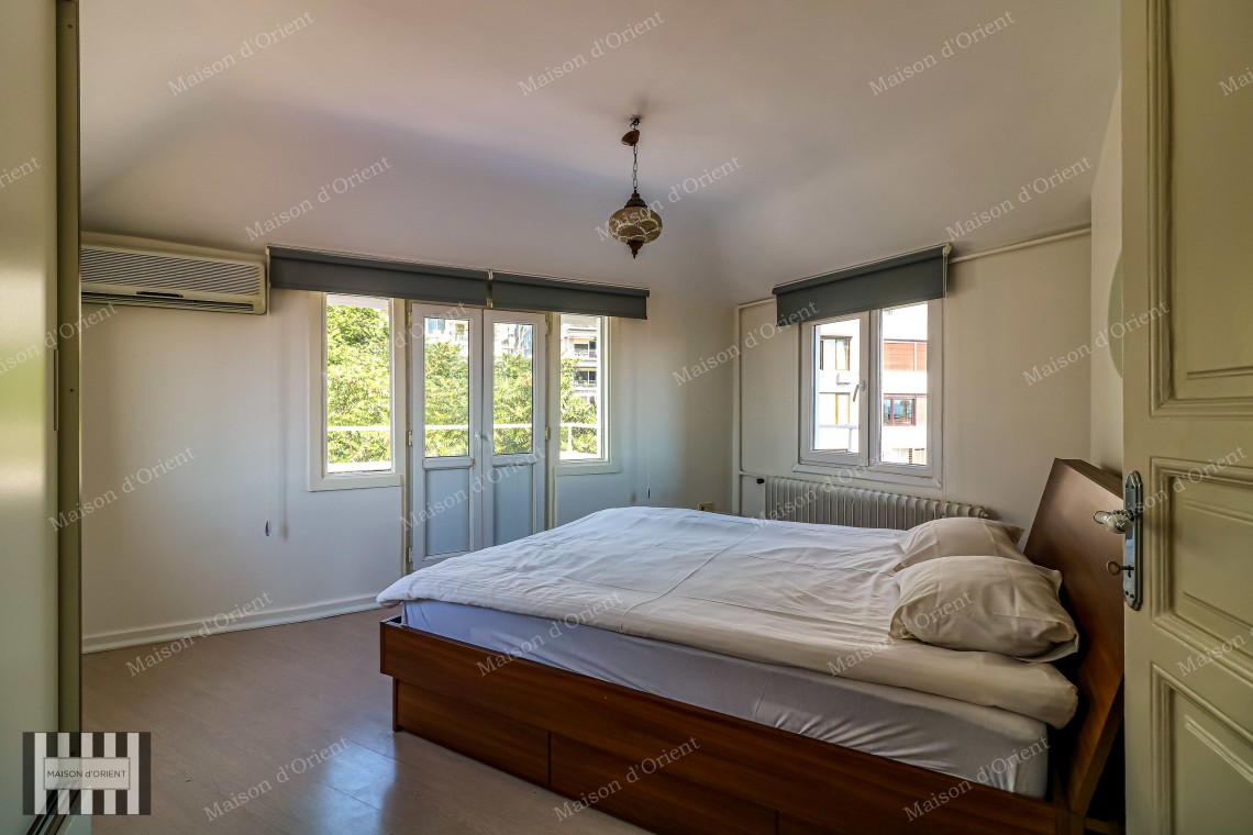 2+1 Flat for Rent with Terrace and Bosphorus View in Cihangir