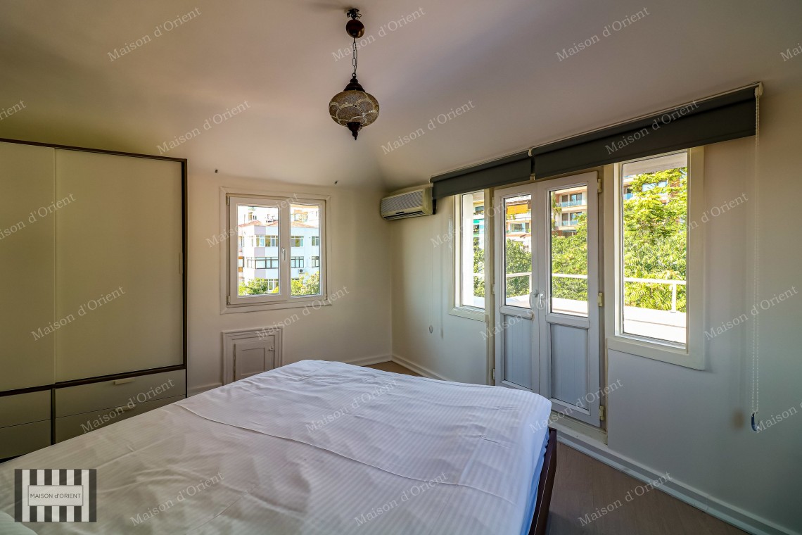 2+1 Flat for Rent with Terrace and Bosphorus View in Cihangir