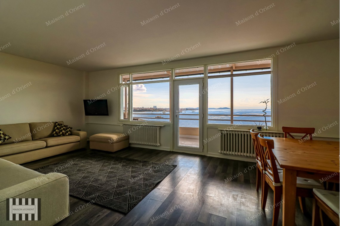 2+1 Flat for Rent with Terrace and Bosphorus View in Cihangir