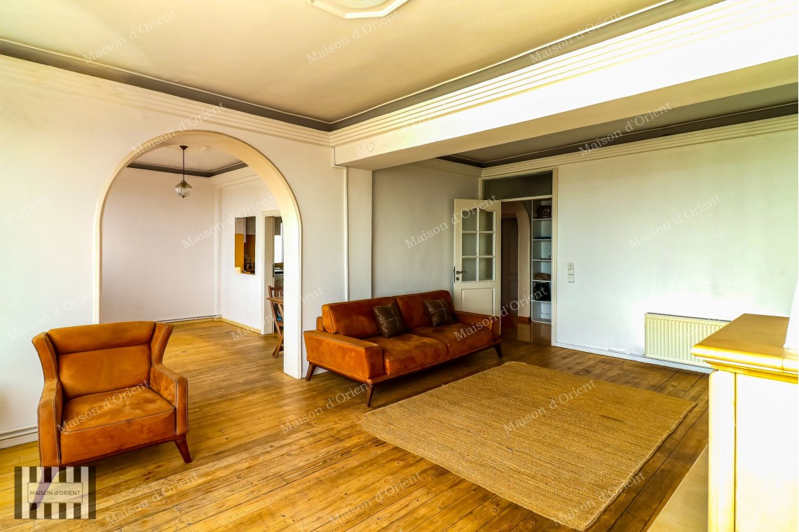 2+1 Duplex with Terrace for Rent in Galata
