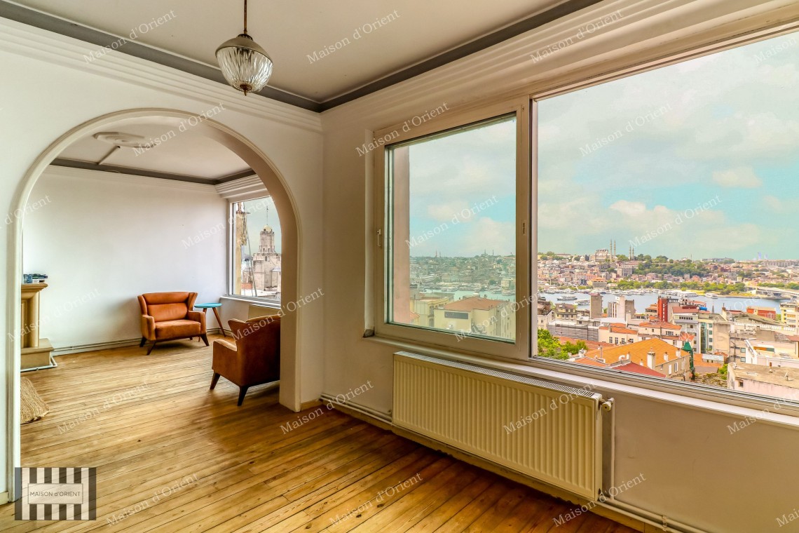 2+1 Duplex with Terrace for Rent in Galata