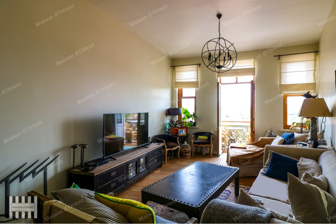 2+1 Rental Flat with Sarayburnu View in Galata