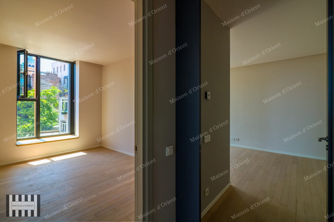 2+1 Flat for Sale with Bosphorus View in New Building, Galata