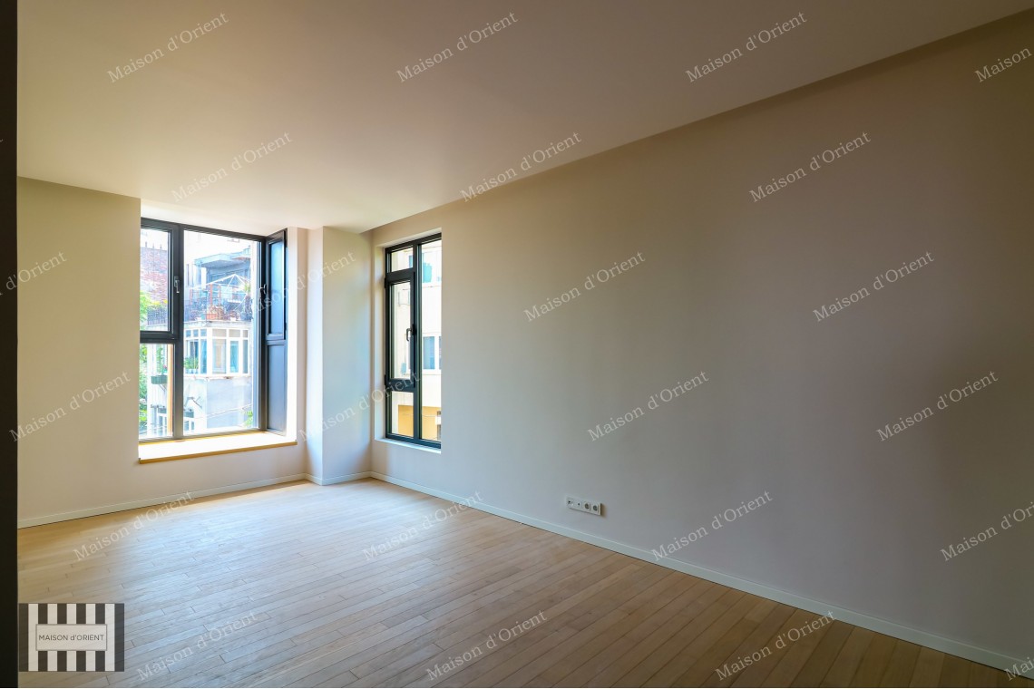 2+1 Flat for Sale with Bosphorus View in New Building, Galata