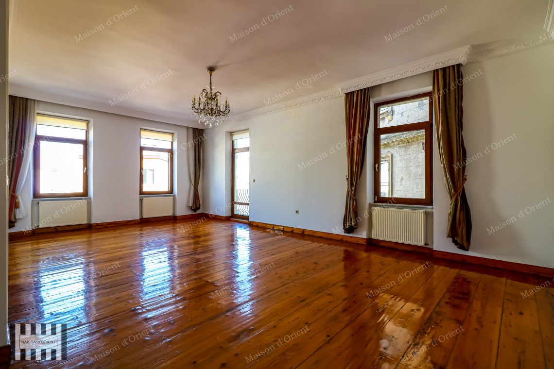 3+1 Aparment for Sale in Historical Pepo Building, Galata