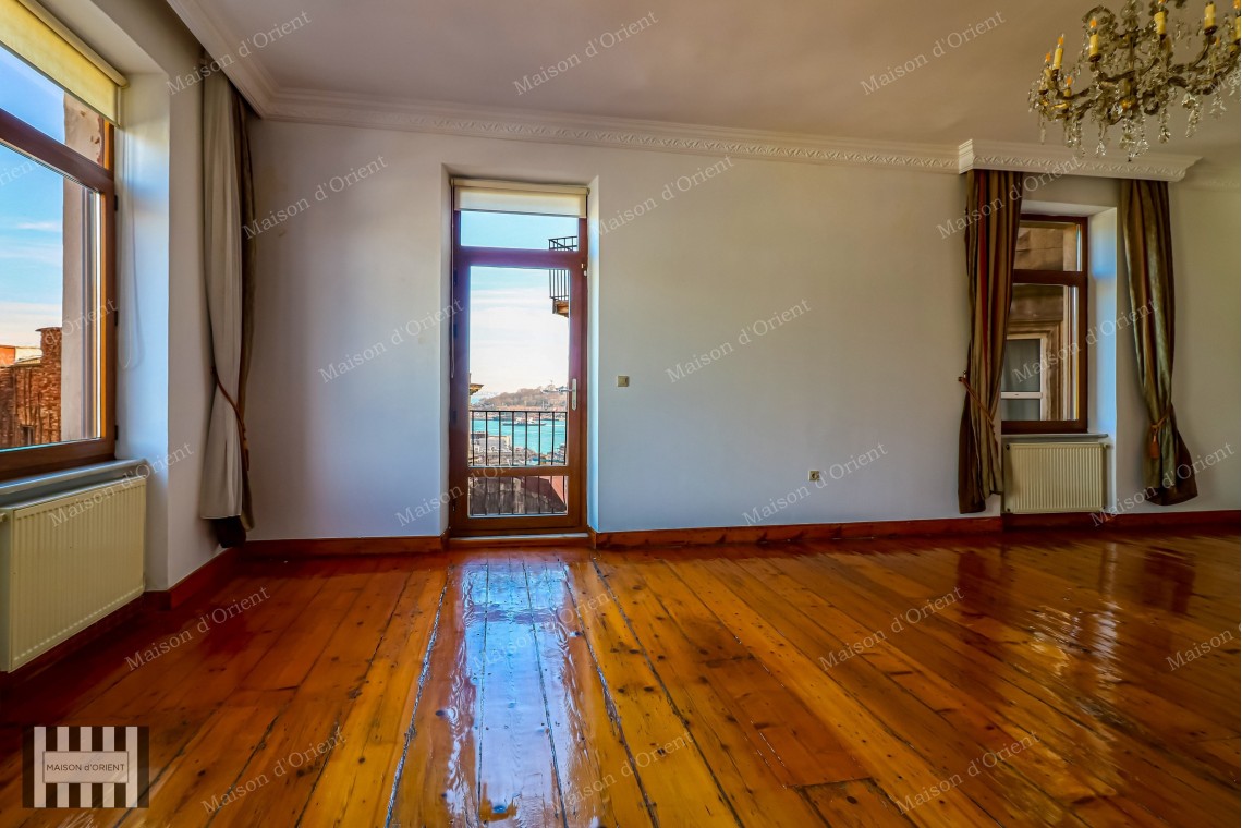 3+1 Aparment for Sale in Historical Pepo Building, Galata