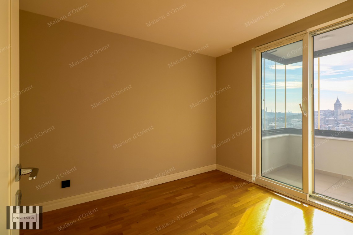 3+1 Aparment for Rent in New Building, Cihangir
