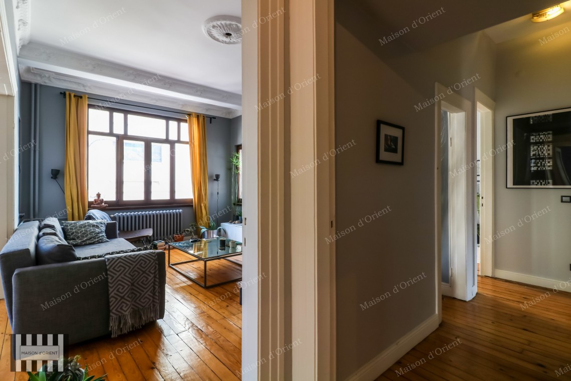 3+1 Flat for Rent in Historical Renovated Apartment