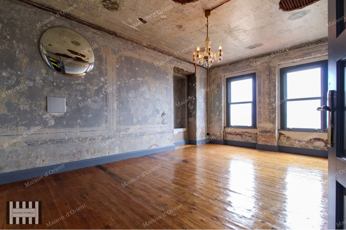 3+1 Flat in Historical Building for Rent in Galata