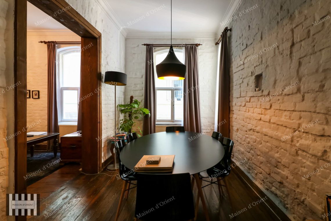 3+2 Flat for Rent in Historical Petraki Building, Galata