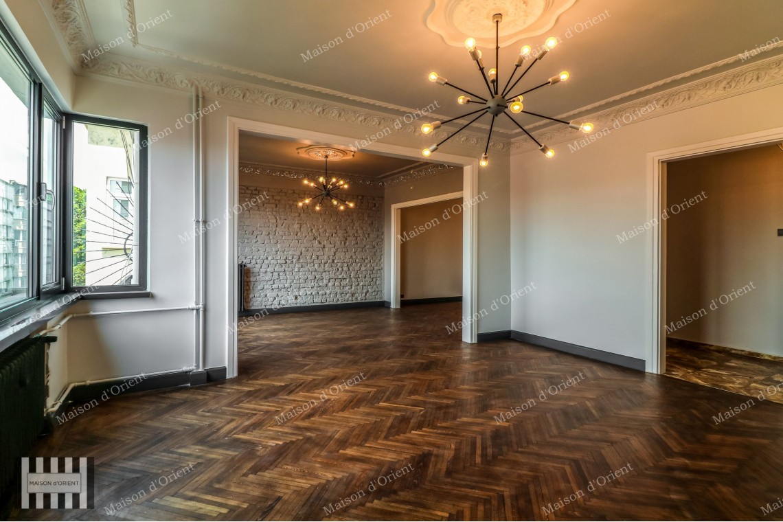 3+1 Historical Flat for Sale in Central Cihangir