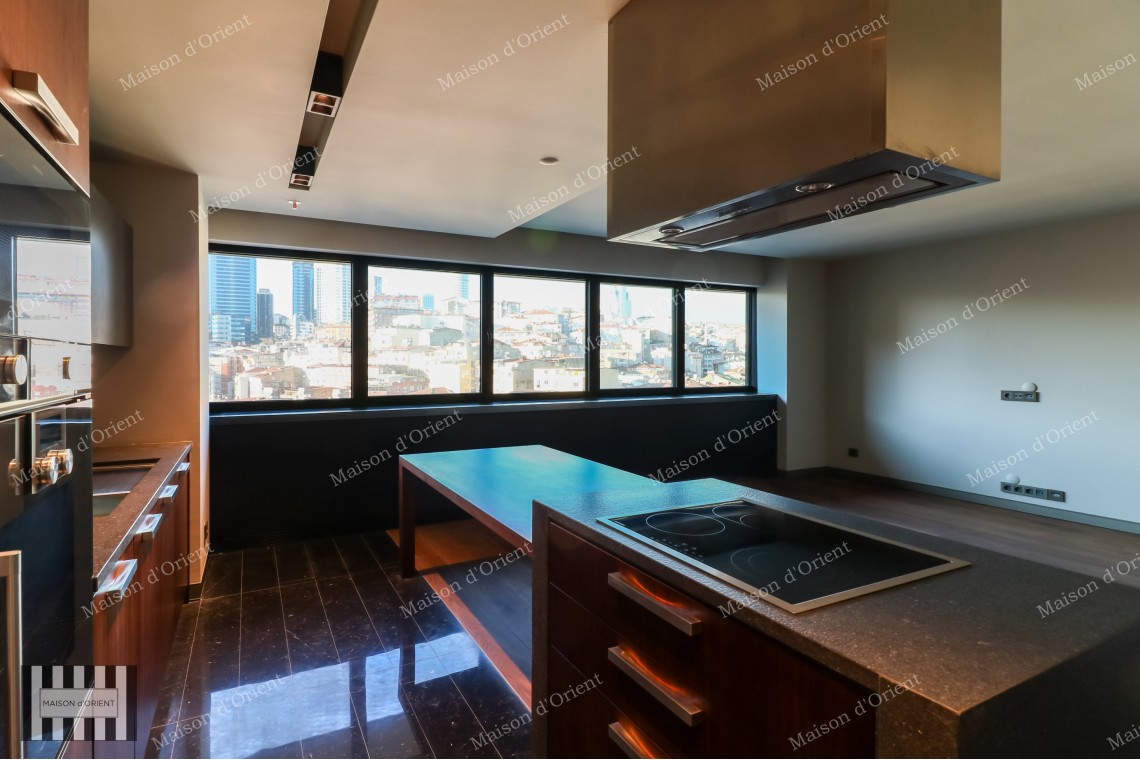 4+1 Residence with Panoramic City View for Sale in Nisantasi